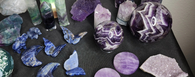 Power of Crystals and Tarot: Jacqueline Stone Guides a Journey of Healing